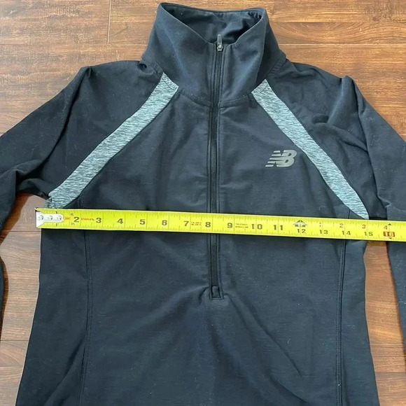 New Balance 3/4  zip - Picture 5 of 7
